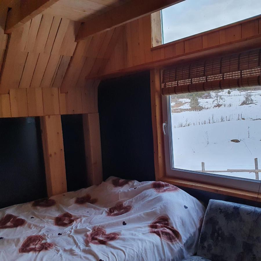 Planinska Koliba Ajdanovici Jelovac Nisicka Visoravan Olovo  Exterior photo